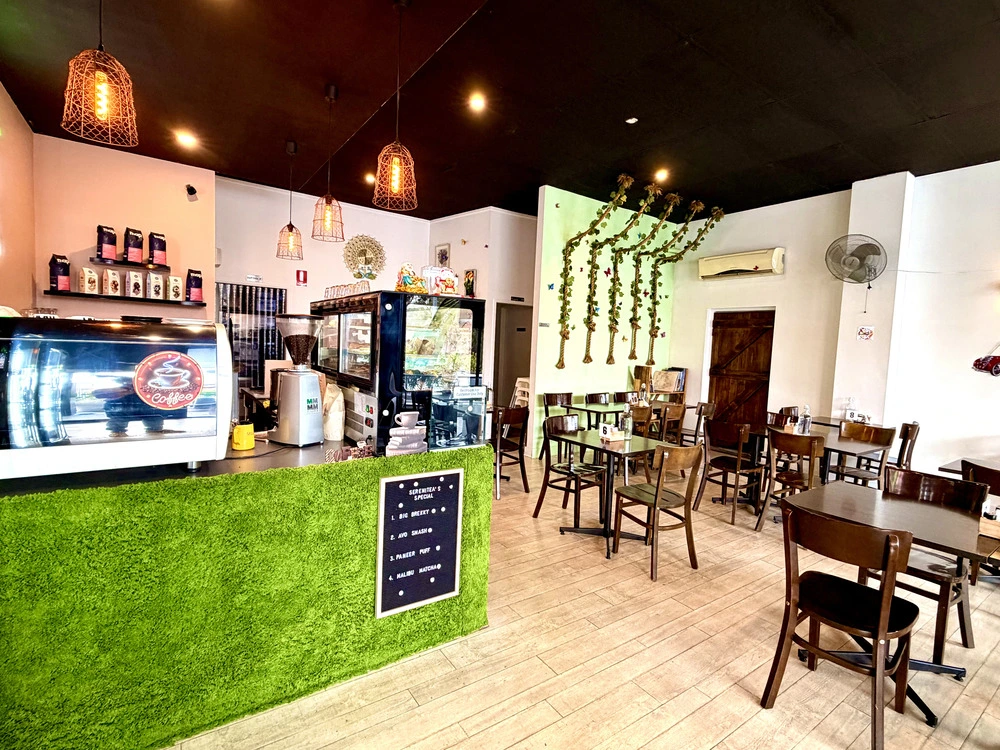 Serenitea dining room